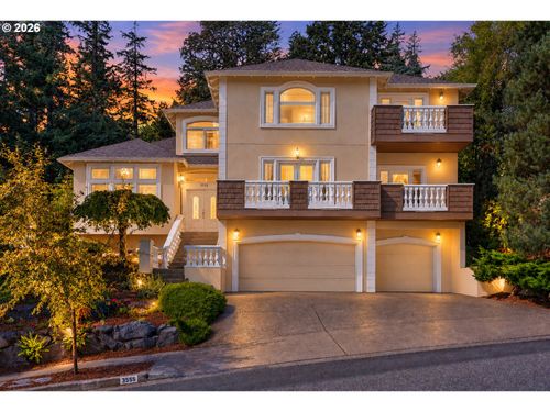 3555 Vista Ridge Dr, West Linn, OR, 97068-8212 | Card Image