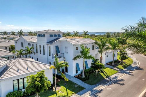 5951 Redbay Blvd, BRADENTON, FL, 34210-2351 | Card Image