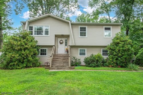 21 Hall Ave, Denville, NJ, 07834-2636 | Card Image