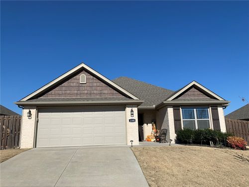 1100 Gardenia St, Centerton, AR, 72719-6043 | Card Image