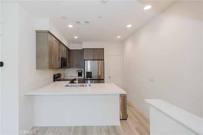 2811 Elderflower St, Townhouse with 3 bedrooms, 3 bathrooms and 2 parking in Spring Valley CA | Image 8