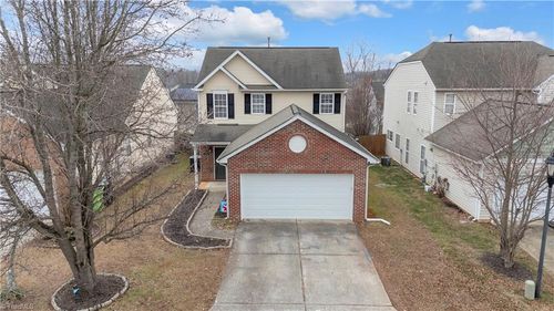 694 Winners Pt, Whitsett, NC, 27377-8719 | Card Image