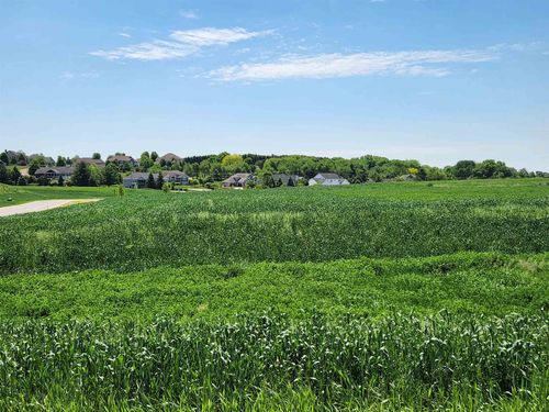 L1 Joannes Garden Trail, Windsor, WI, 53590 | Card Image