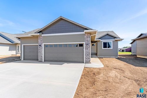 6849 W Viola Ct Court, Sioux Falls, SD, 57107 | Card Image