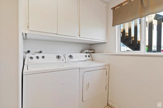 Separate washer and dryer in bathroom | Image 24