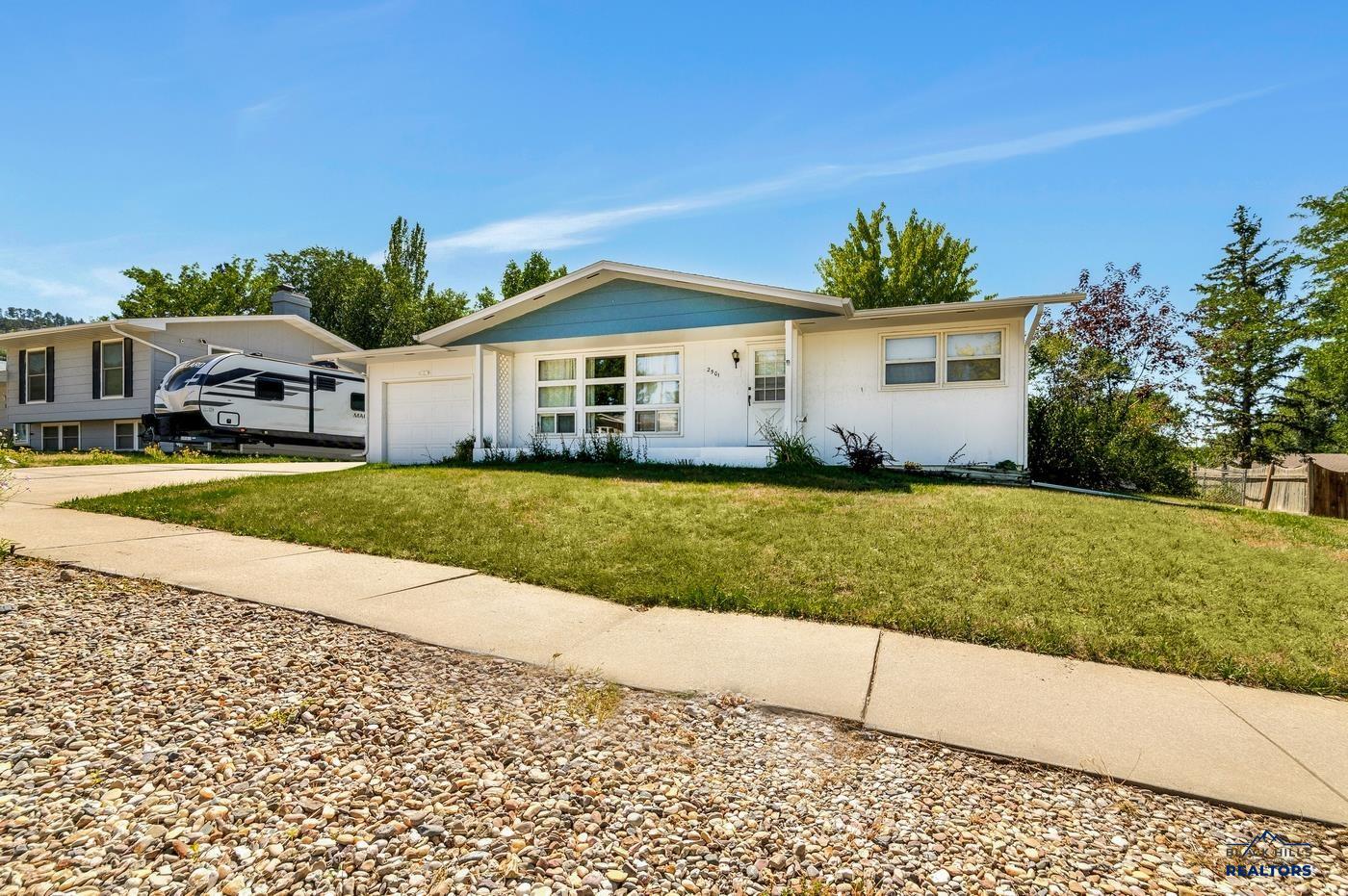 Harney Dr, Rapid City, SD 57702