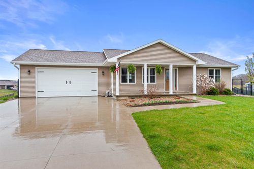 2270 Lensmire Ln, WAUPACA, WI, 54981-2302 | Card Image