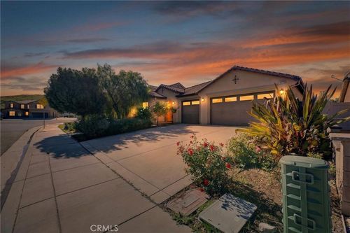 3470 Yellowstone Ct, Perris, CA, 92570-5561 | Card Image