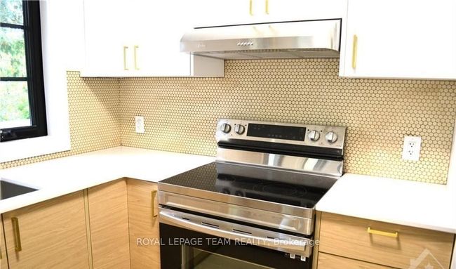 503 Athlone Ave, Home with 6 bedrooms, 6 bathrooms and 3 parking in Ottawa ON | Image 7