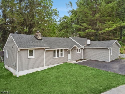 223 Waconia Rd, Highland Lakes, NJ, 07422-1702 | Card Image