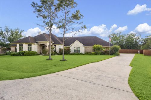 3391 Clearwood Cir, Alvin, TX, 77511-4573 | Card Image