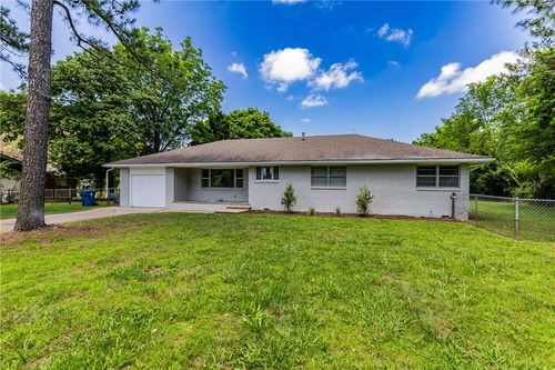 20902 Dawn Hill East Rd, Gentry, AR, 72734-8870 | Card Image
