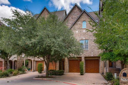 563 Rockingham Dr, Irving, TX, 75063-8063 | Card Image
