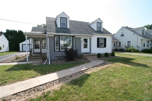 177 Willard Ave Se, Warren, OH, 44483-6233 | Card Image