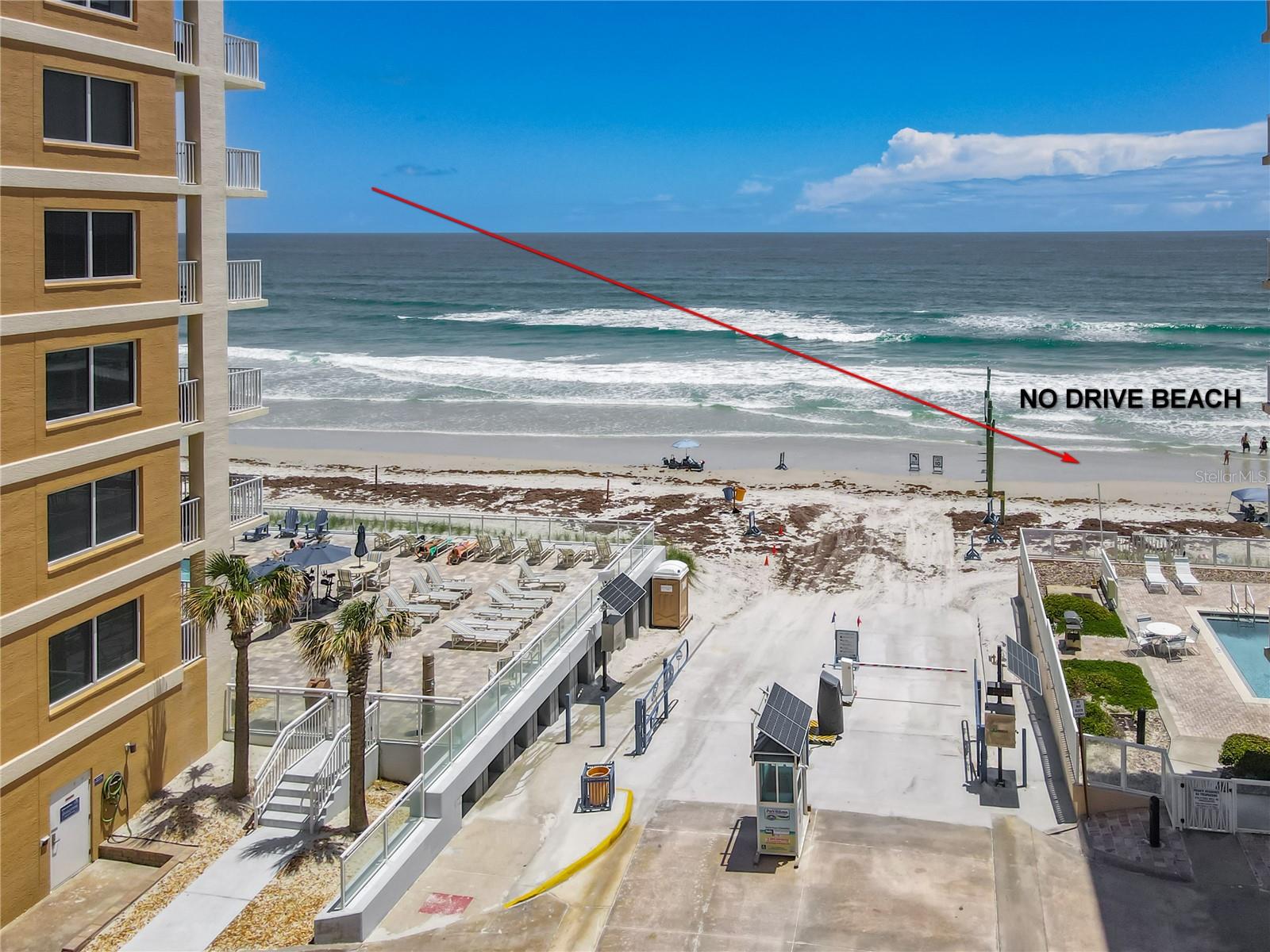 Residential in DAYTONA BEACH 3