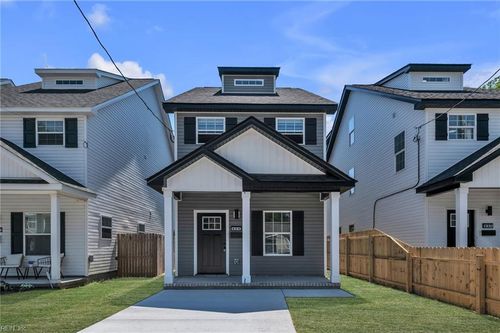 629 Westwood Ave, Hampton, VA, 23661-1428 | Card Image