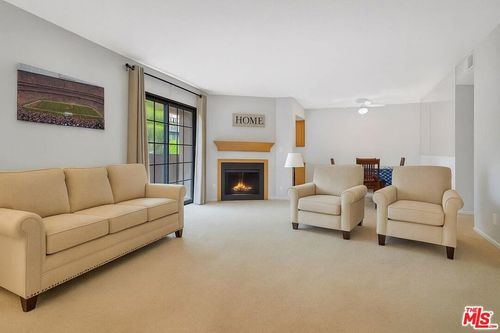 24-10220 De Soto Ave, Chatsworth, CA, 91311 | Card Image