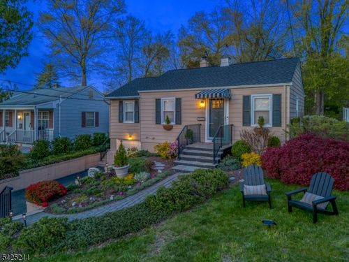 244 Livingston Ave, New Providence, NJ, 07974-2208 | Card Image