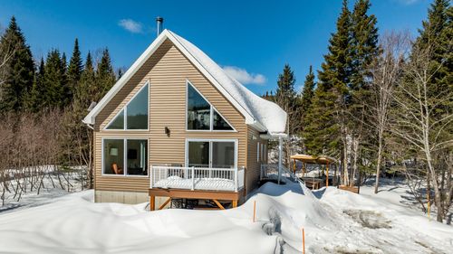 81 Ch Des Érables, Petite-Rivière-Saint-François, QC, G0A | Card Image