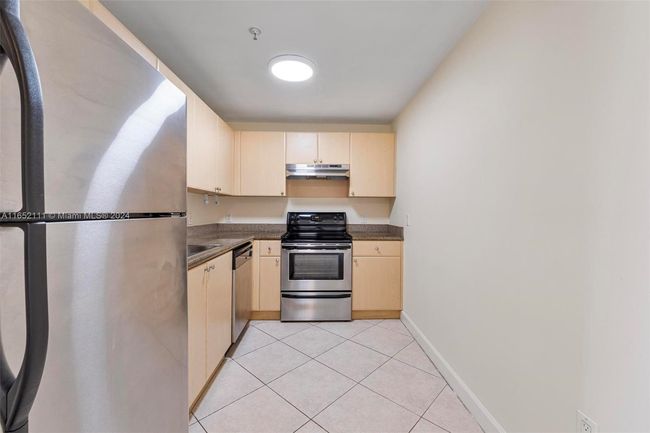 APT-612 - 2280 Sw 32 Nd Ave, Condo with 2 bedrooms, 2 bathrooms and null parking in Miami FL | Image 21