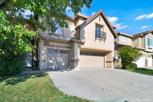 2015 Redbud Way, Antioch, CA, 94509-9325 | Card Image