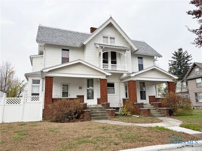 202 S Church Street, Home with 0 bedrooms, 0 bathrooms and 2 parking in Bowling Green OH | Image 1