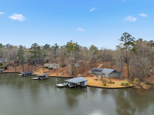 174 Paramount Dr, Eatonton, GA, 31024-8184 | Card Image