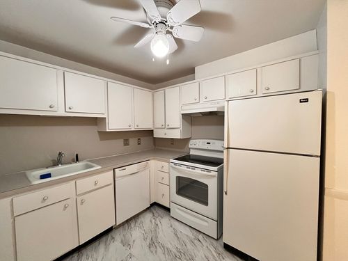 apt-3b-100 Grand View Ave, Quincy, MA, 02170-4032 | Card Image