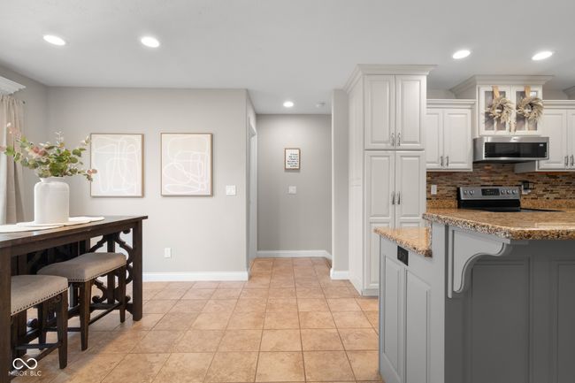 2678 Violet Way, House other with 4 bedrooms, 3 bathrooms and null parking in Columbus IN | Image 24