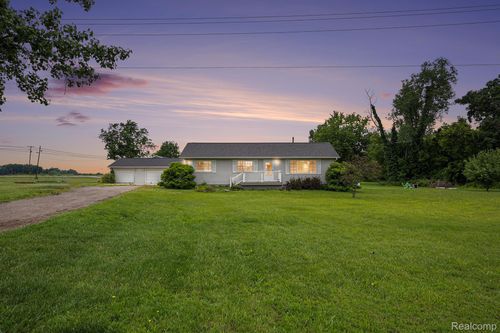 11508 Grand Blanc Rd, Gaines, MI, 48436-9744 | Card Image