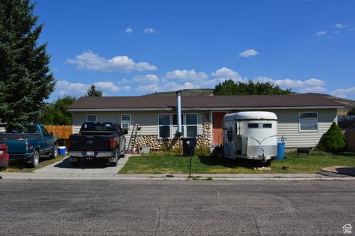 490 N 730 E, Soda Springs, ID, 83276-1326 | Card Image