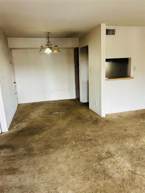 1013-6161 Reims Road, Houston, TX, 77036 | Card Image