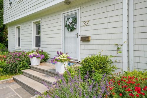 37 Oakland Beach Ave, Rye, NY, 10580-2611 | Card Image
