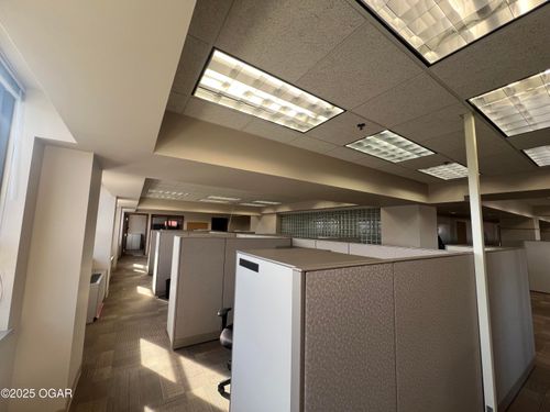 301-402 S Main St, Joplin, MO, 64801-2349 | Card Image