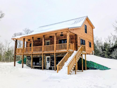 2423 9th Dr, Adams, WI, 53910-9626 | Card Image