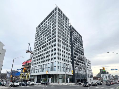 207-2020 Bathurst St, York, ON, M5P0A6 | Card Image