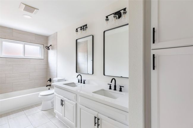 Secondary bathroom | Image 13