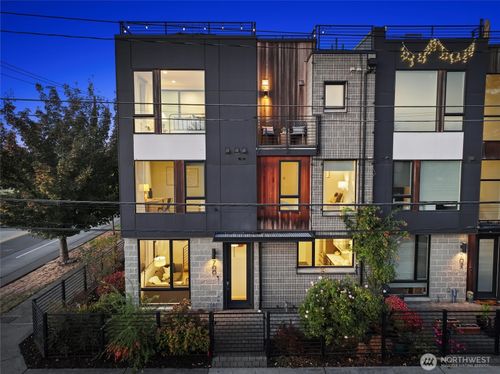 700 S Willow St, Seattle, WA, 98108-3529 | Card Image