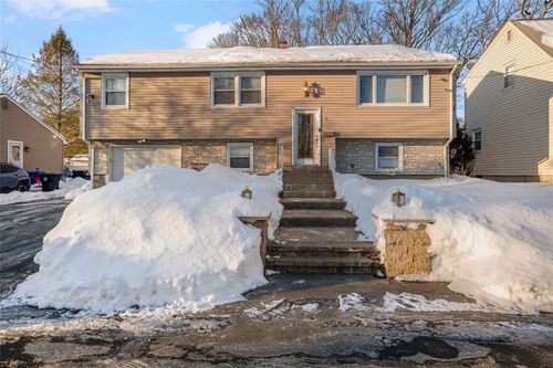 3 Vineland Ave, North Providence, RI, 02911-1319 | Card Image