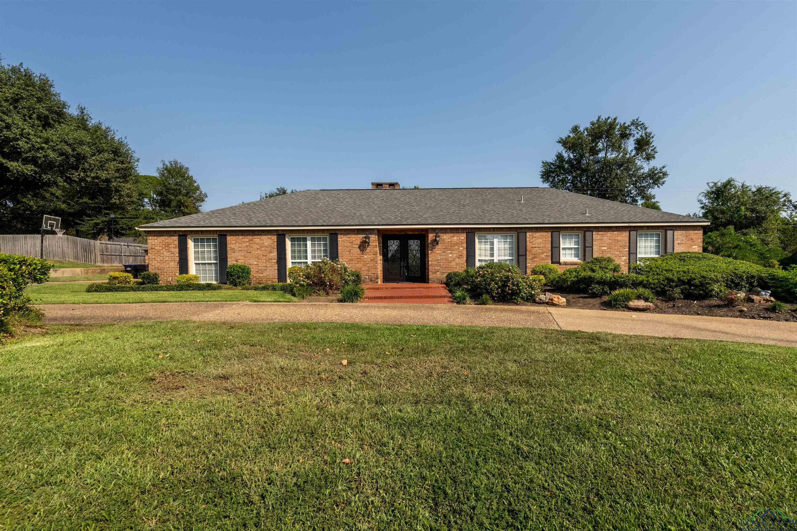 Huntington St, Longview, TX 75601