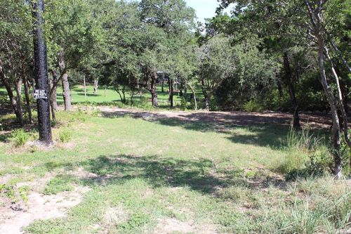 858 Ledgeview Dr, Canyon Lake, TX, 78133-4942 | Card Image