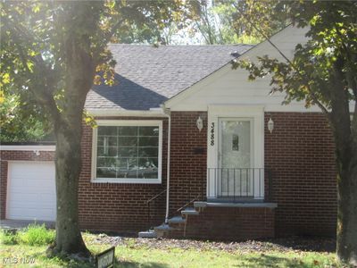 3488 Fairmount Boulevard, House other with 4 bedrooms, 3 bathrooms and null parking in Cleveland Heights OH | Image 1