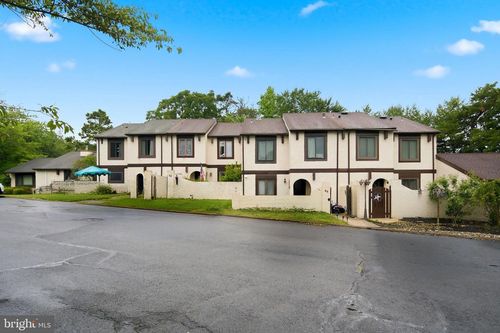 87 Five Crown Royal, MARLTON, NJ, 08053-2823 | Card Image