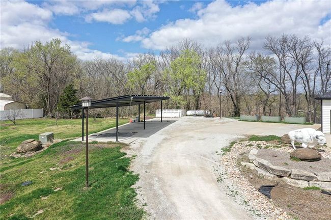 1605 Washington St, House other with 6 bedrooms, 5 bathrooms and null parking in Tonganoxie KS | Image 44