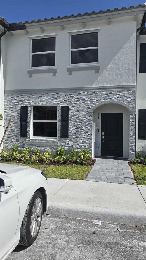 1124 Se 3rd St, Florida City, FL, 33034-5785 | Card Image