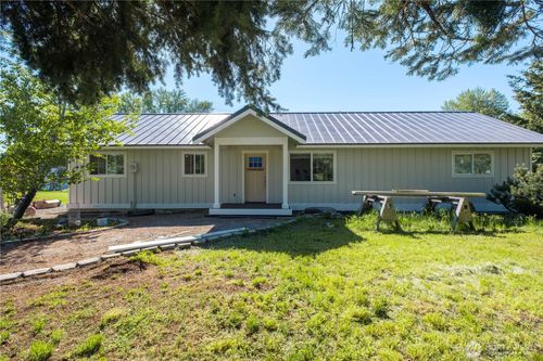 120 Three Lakes Rd, Cle Elum, WA, 98922-9486 | Card Image