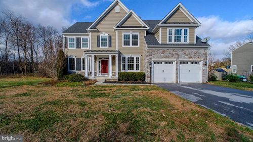 60 Horner Farm Ln, SHEPHERDSTOWN, WV, 25443-1906 | Card Image