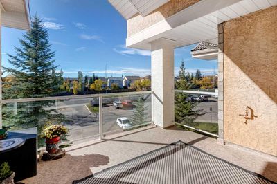 327 - 728 Country Hills Rd Nw, Condo with 1 bedrooms, 1 bathrooms and 1 parking in Calgary AB | Image 2