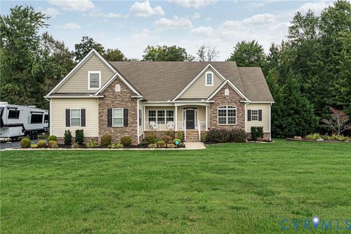 13155 Manor Garden Ln, Ashland, VA, 23005-7462 | Card Image