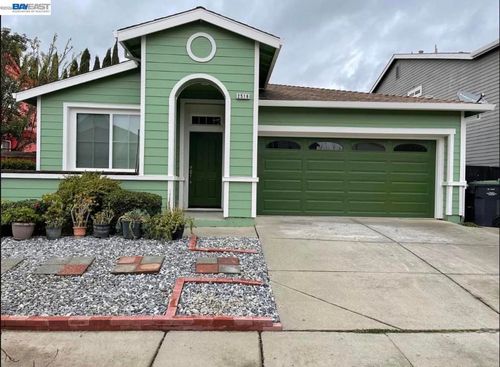 2516 Withrow Ln, Fairfield, CA, 94533-6578 | Card Image